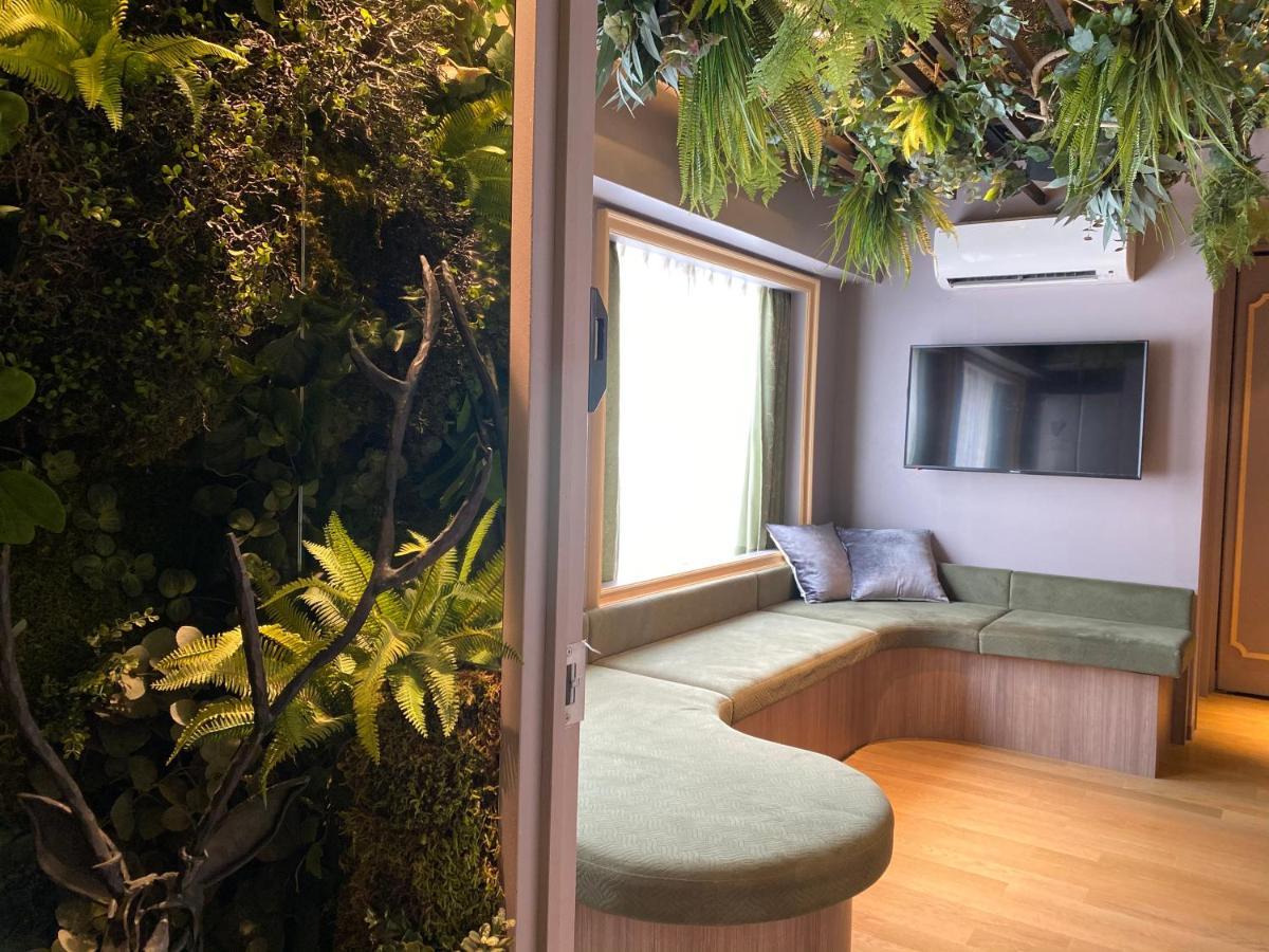 The Wardrobe Hotel Shimokitazawa Tokyo Exterior photo